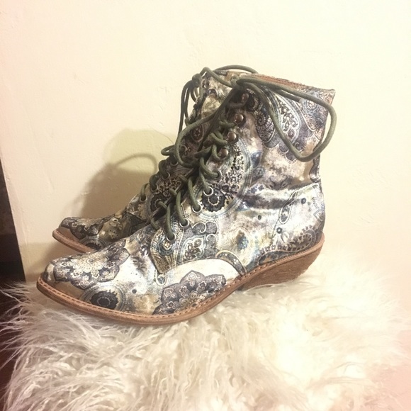 Free People Shoes - Free People Jeffrey Campbell Grove Lace Up Boots